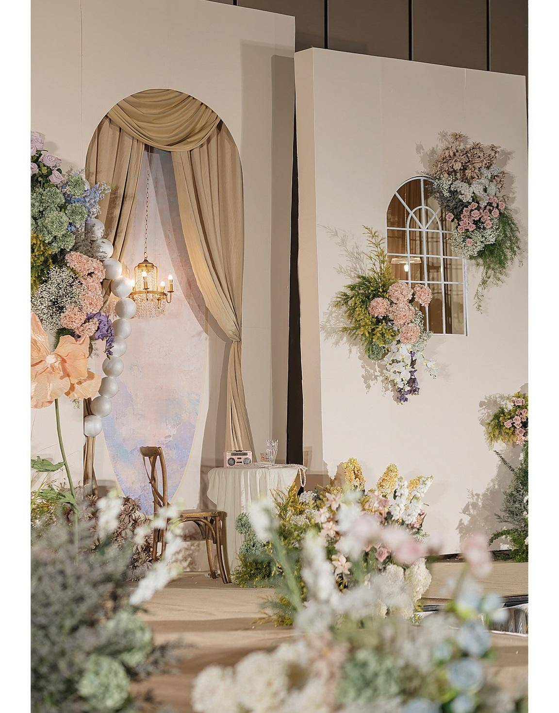 ：婚礼跟拍、婚礼摄影、目的地及婚庆服务专业之选开元棋牌试玩苏州金典幸福礼仪策划有限责任公司(图3)